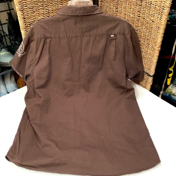 Dickies brown work shirt with chest patch and embroidered sleeve- XL - Picture 4 of 12